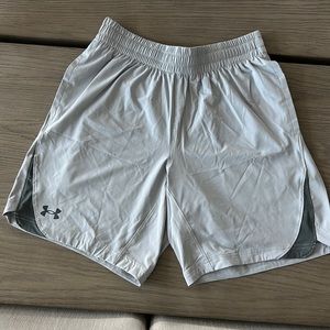Grey, Under Armour, Fitted Men’s Shorts. UA Elevated Woven 2.0 Shorts